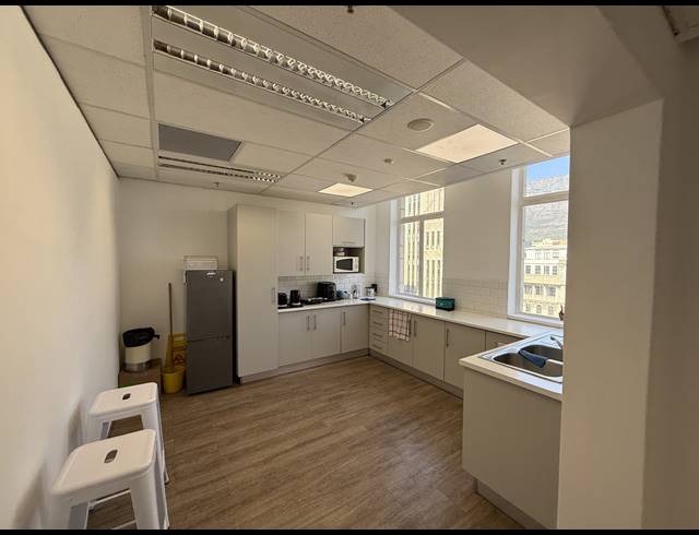 1,287M² OFFICE TO LET IN CAPE TOWN CITY CENTRE